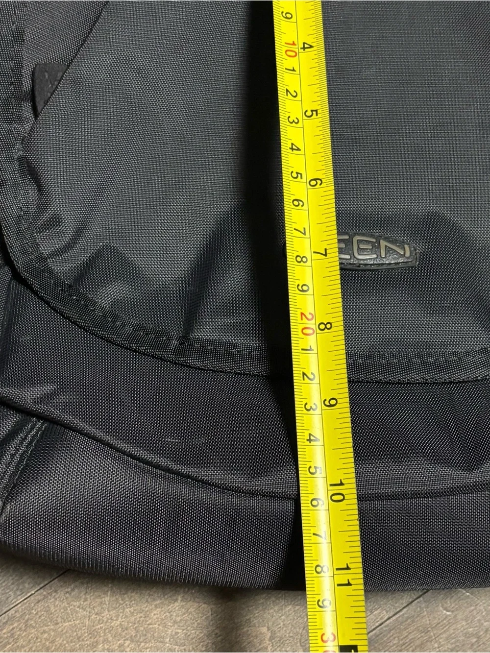 KEEN Hybrid Transport Crossbody Messenger Bag Black Laptop Travel Shoulder
